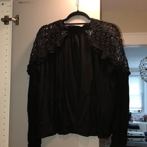 Blouse size:M